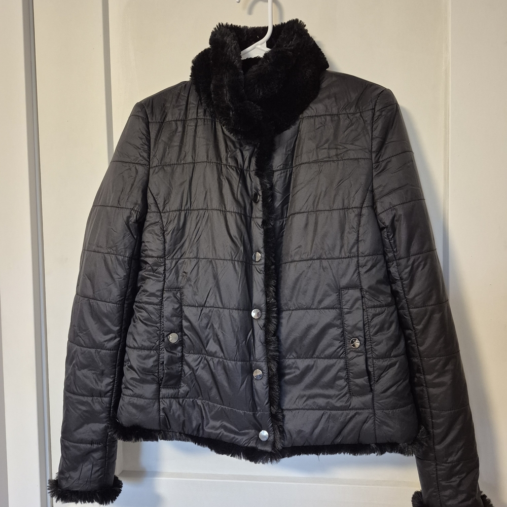 RW&CO. Black Puffer Jacket with Faux Fur